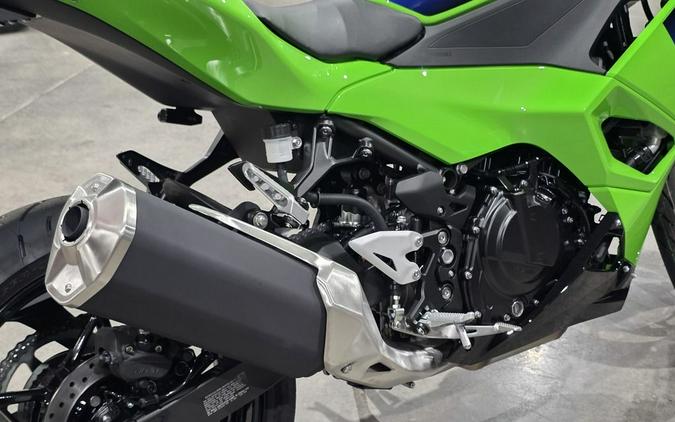 2026 Kawasaki Ninja® 500 Base