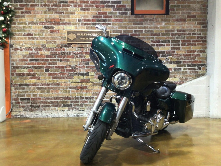2015 Harley-Davidson Street Glide Special