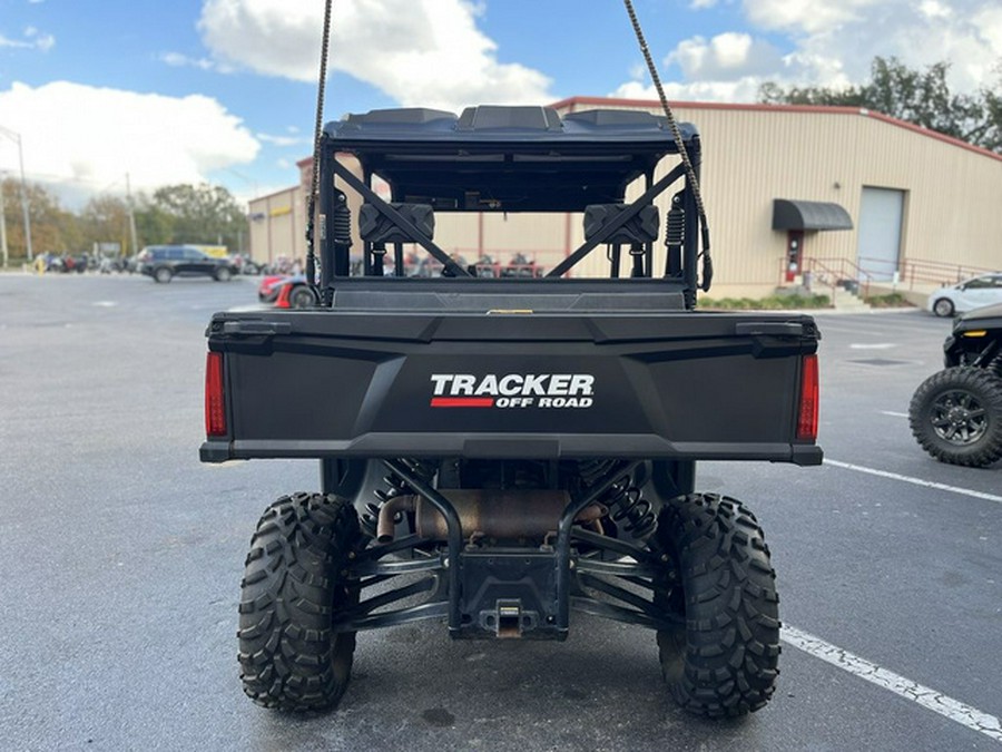 2022 TRACKER OFF ROAD 800 SX Crew