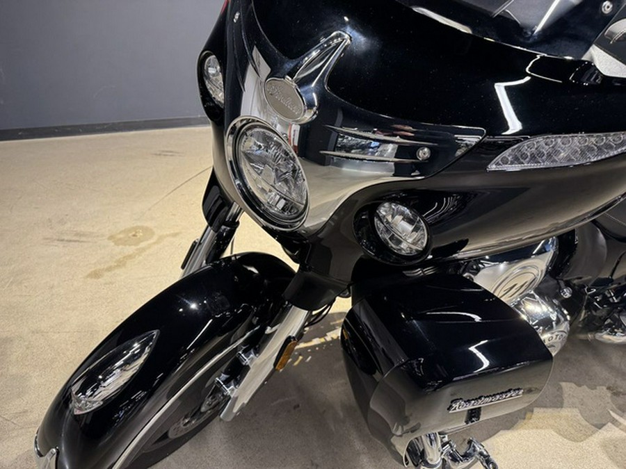 2017 Indian Roadmaster Thunder Black