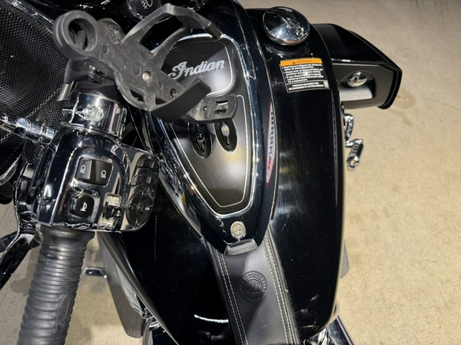 2017 Indian Roadmaster Thunder Black