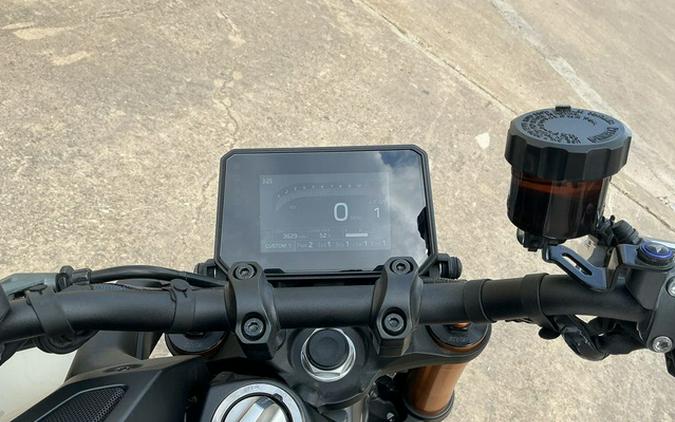 2025 Yamaha MT 09 SP
