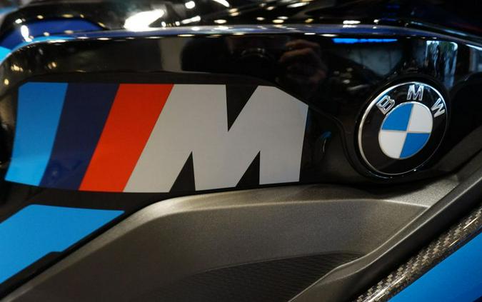New 2025 BMW M1000XR
