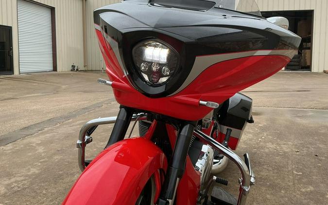 2016 Victory Motorcycles Magnum Suede Pearl White With Black & Silver
