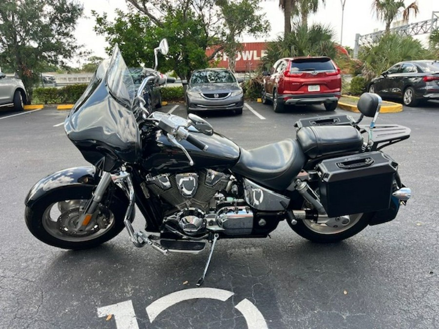 2007 Honda® VTX™ 1800C Spec 1