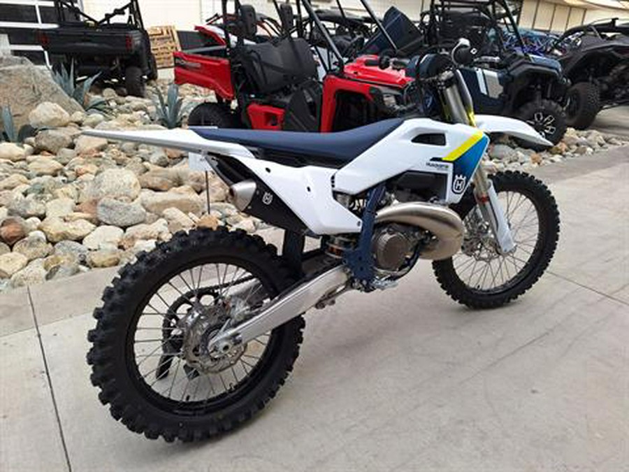 2025 Husqvarna TC 300