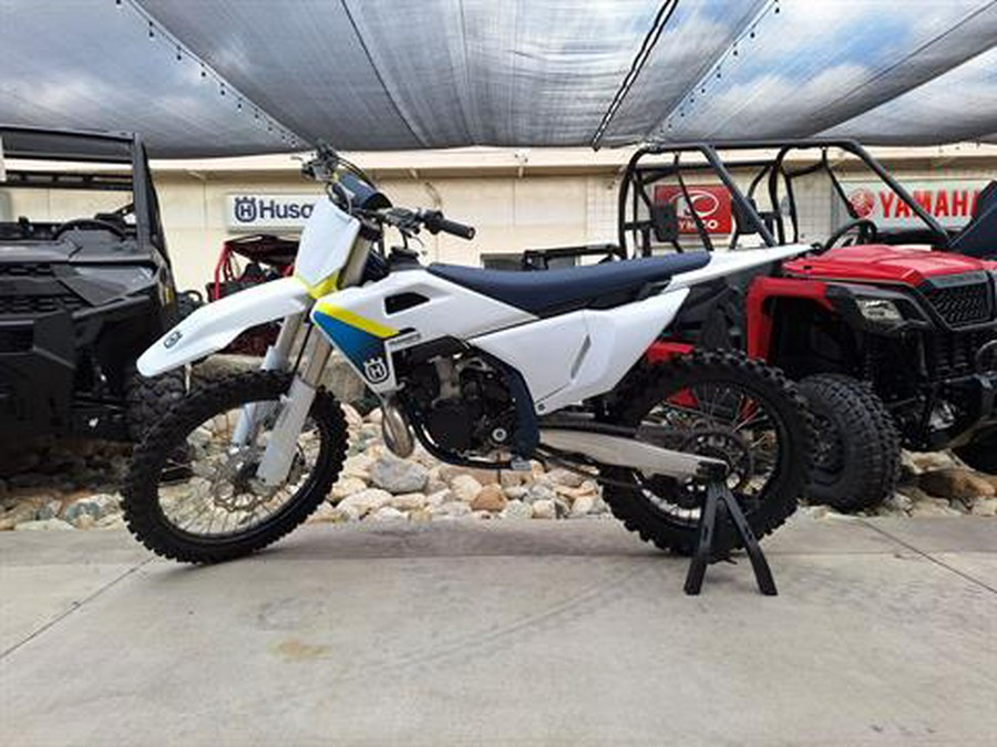 2025 Husqvarna TC 300