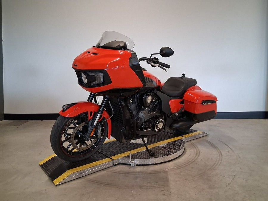 2022 Indian Motorcycle® CHALLENGER DARK HORSE, RED/BLK MTLC, 49ST Dark Horse®