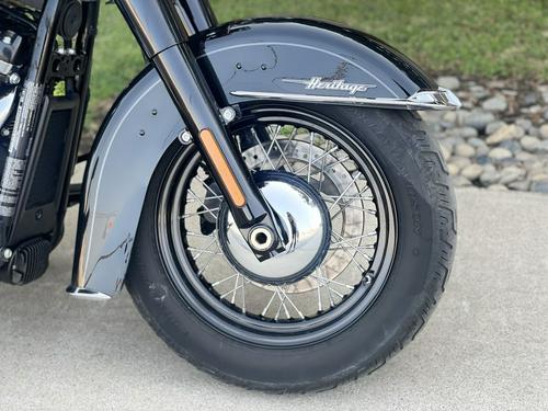 2018 Harley-Davidson® FLHC - Softail® Heritage Classic