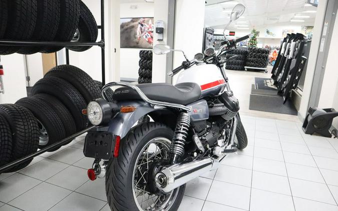 2023 Moto Guzzi V7 Special