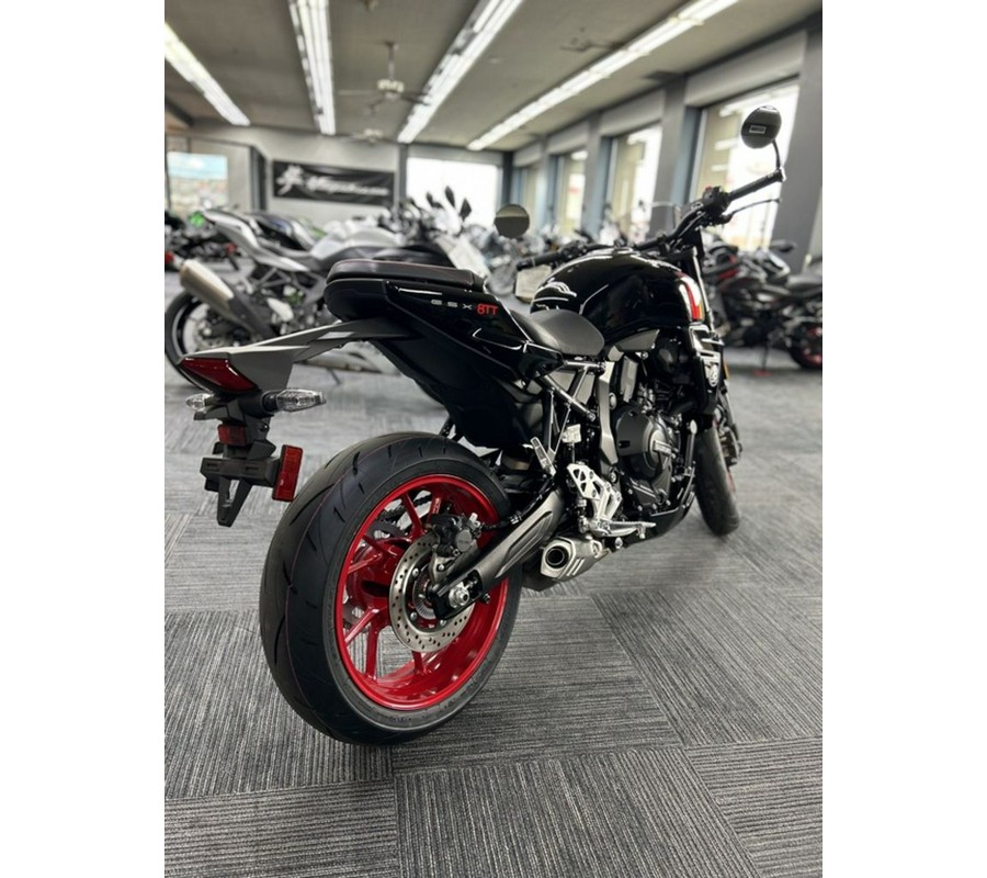 2026 Suzuki GSX-8TT