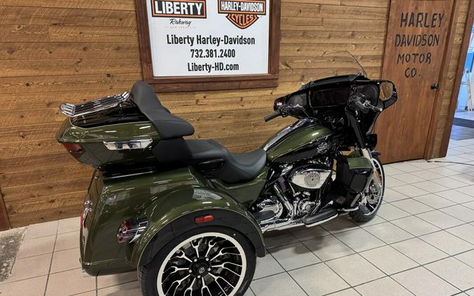 2026 Harley-Davidson® Street Glide 3 Limited Olive Steel Metallic / Vivid Black Chrome Trim FLHLT