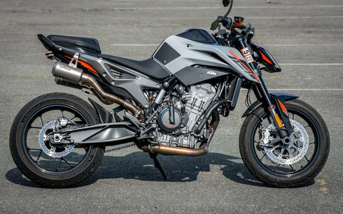 2023 KTM Duke 790