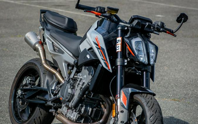 2023 KTM Duke 790