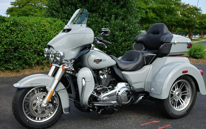 2024 Harley-Davidson® FLHTCUTG - Tri Glide® Ultra