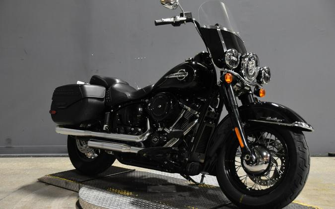 2019 Harley-Davidson Heritage Classic 107