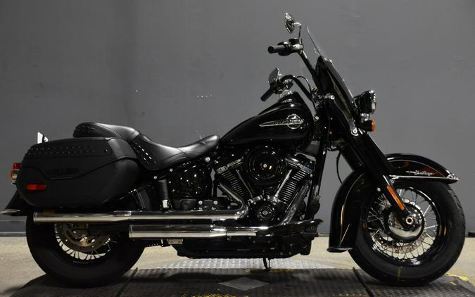 2019 Harley-Davidson Heritage Classic 107