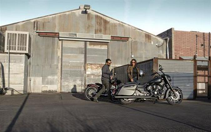 2020 Indian Motorcycle Springfield® Dark Horse®