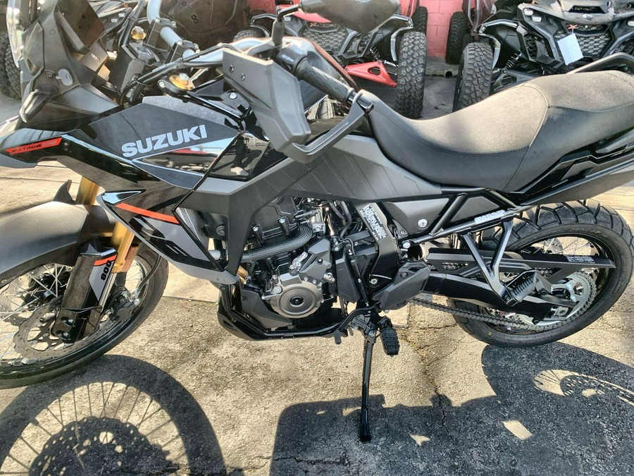 2025 Suzuki V-STROM 800DE