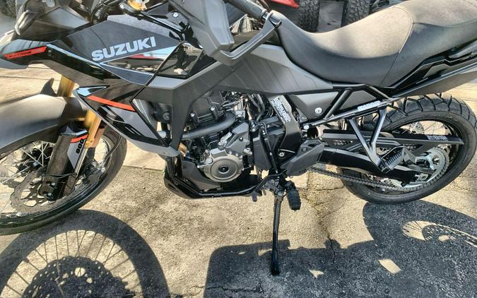 2025 Suzuki V-STROM 800DE