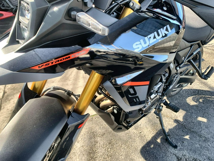 2025 Suzuki V-STROM 800DE