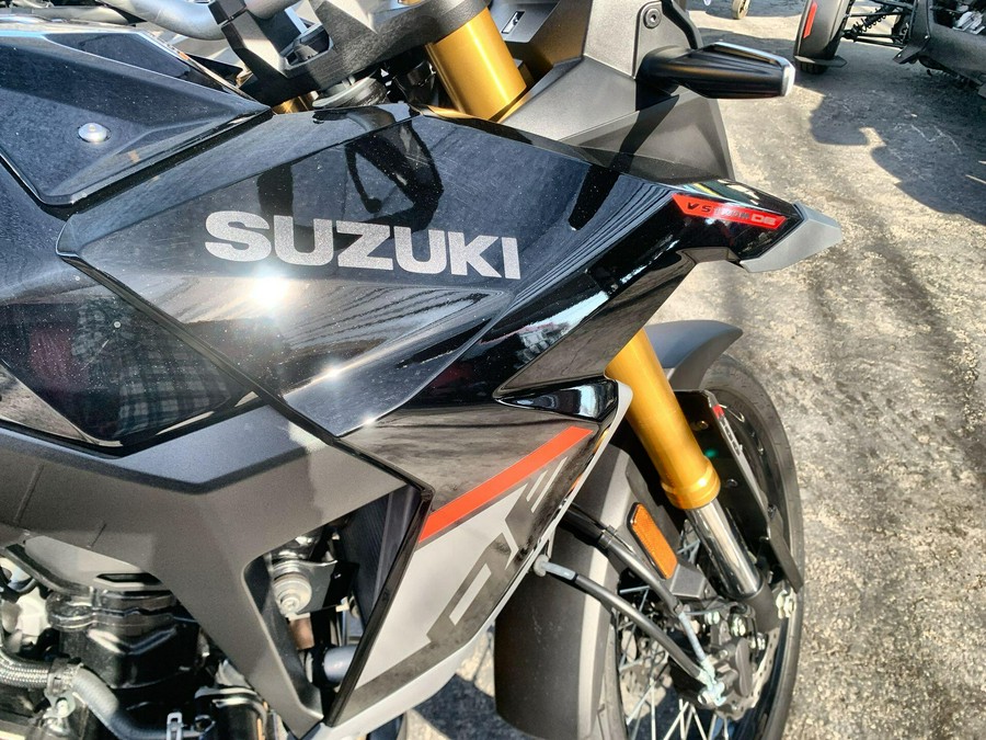 2025 Suzuki V-STROM 800DE