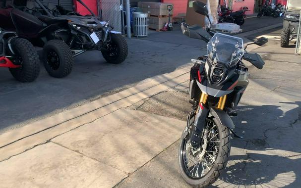 2025 Suzuki V-STROM 800DE
