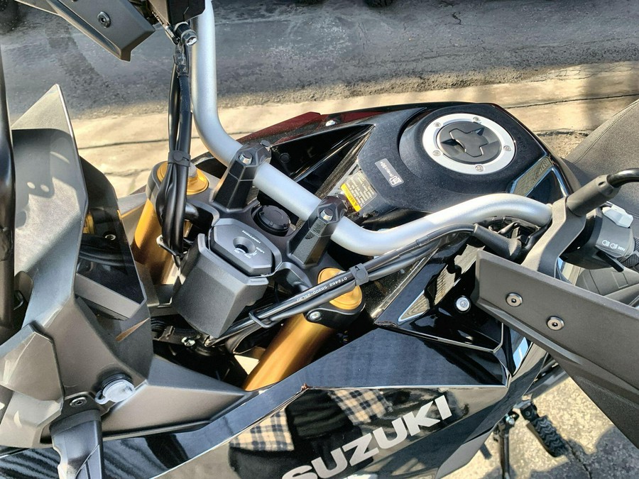 2025 Suzuki V-STROM 800DE
