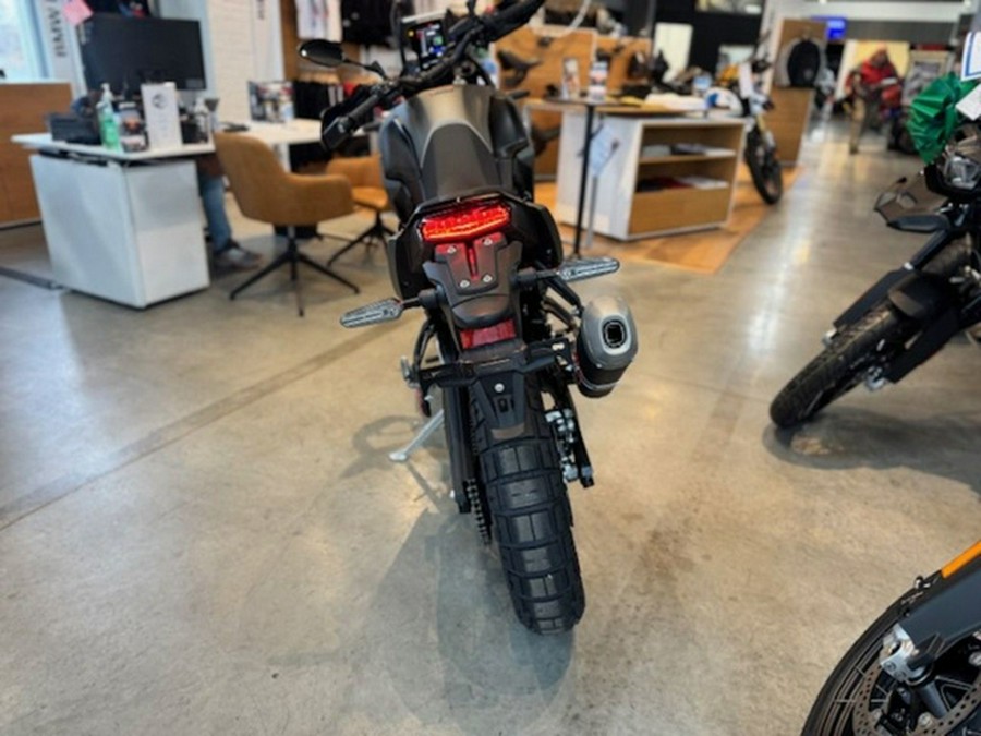 2025 Yamaha Tenere 700 700