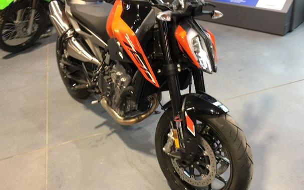 2024 KTM 790 Duke