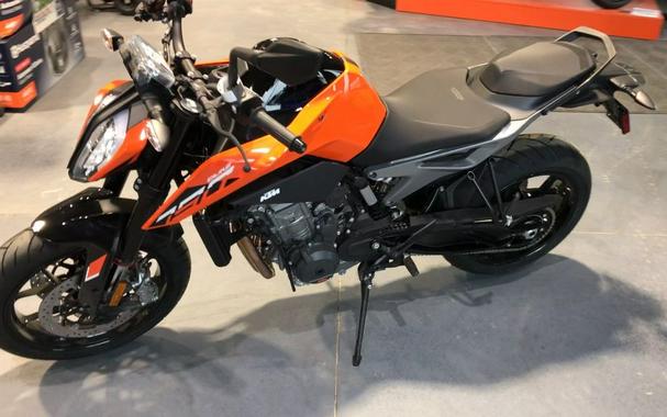 2024 KTM 790 Duke