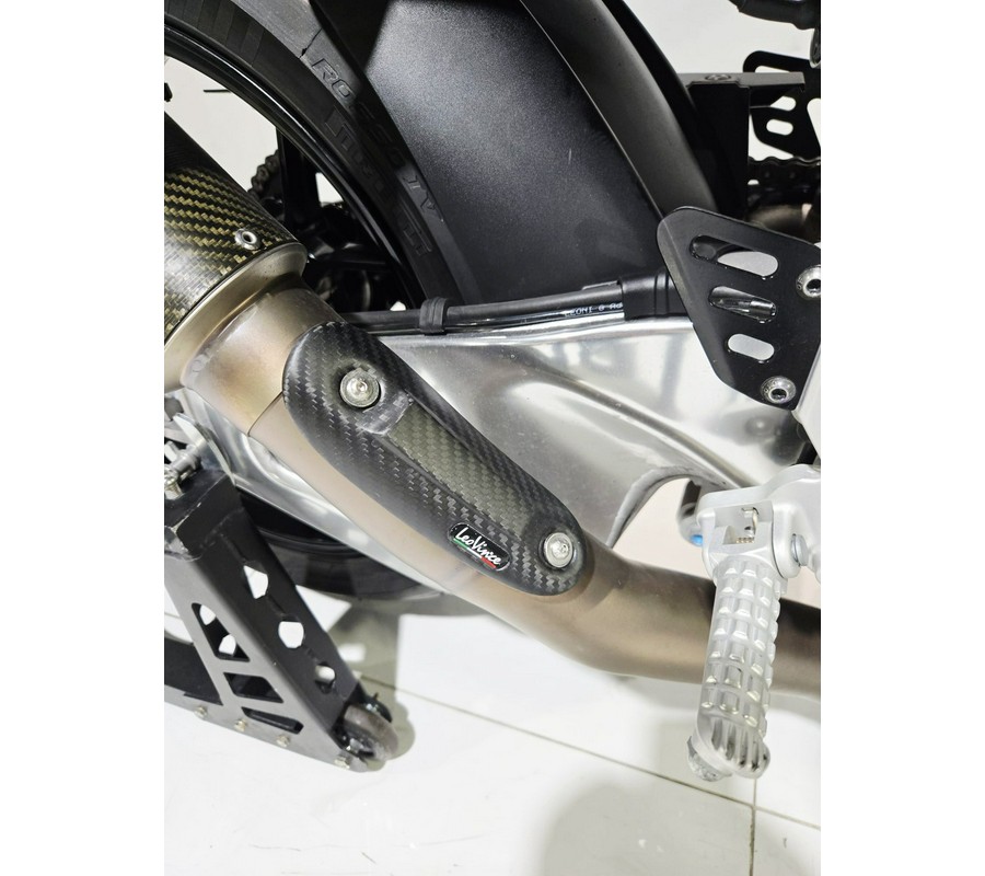 2022 Aprilia Tuono V4 1100 Factory