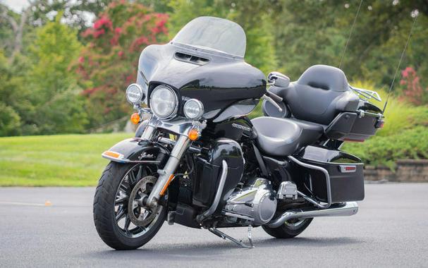 2018 Harley-Davidson® FLHTKL - Ultra Limited Low