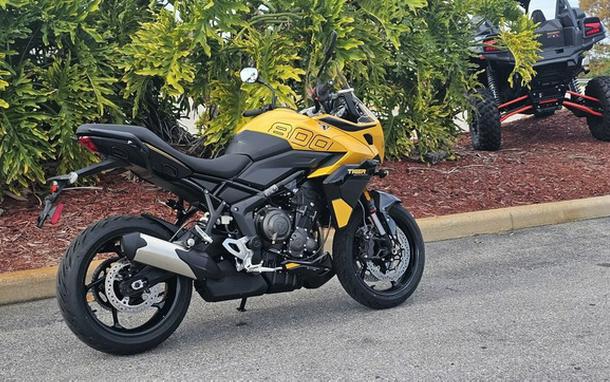2026 Triumph Tiger Sport 800 Cosmic Yellow/Sapphire Black SPORT 800