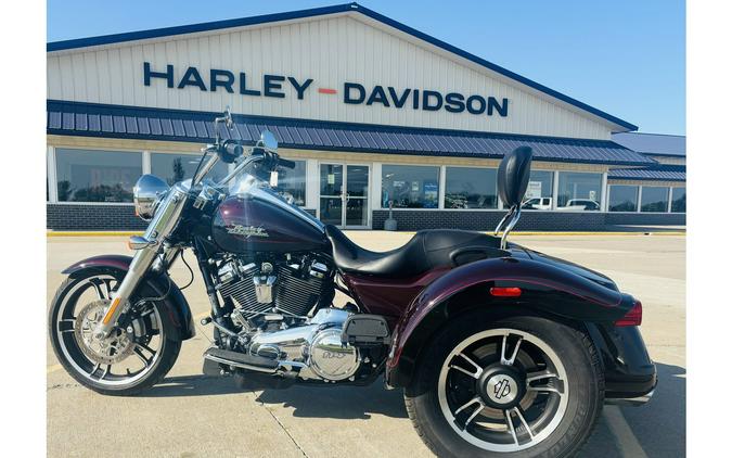 2022 Harley-Davidson® FREEWHEELER