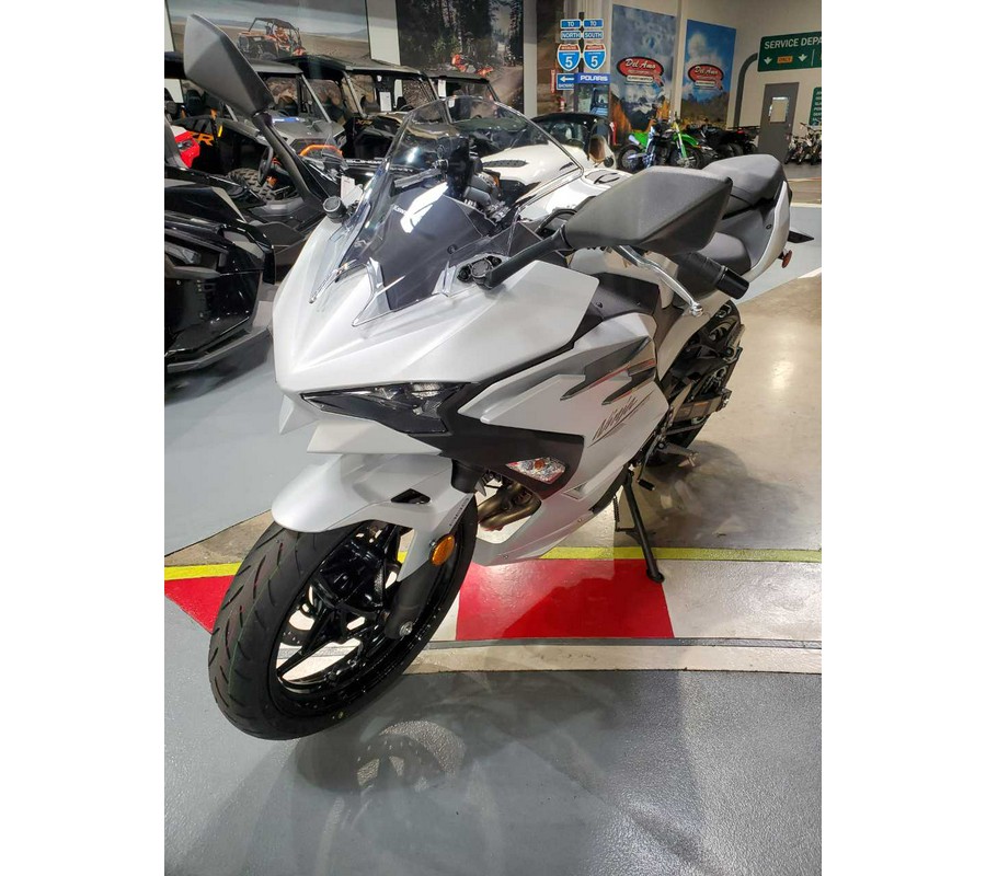 2024 KAWASAKI NINJA 500 ABS