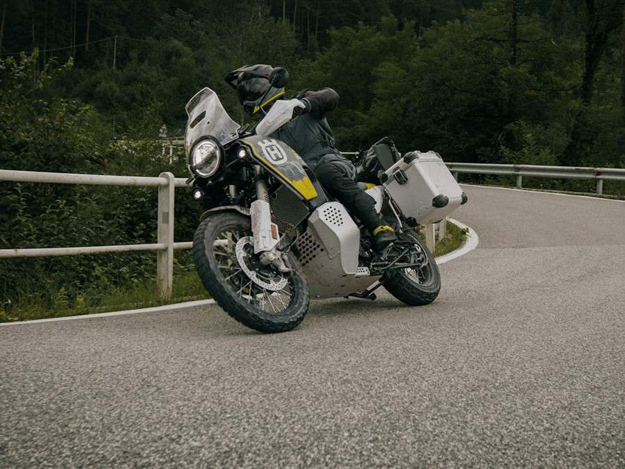 2025 HUSQVARNA Norden 901 Expedition - H895802