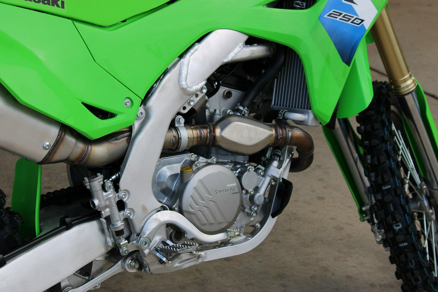 2026 KAWASAKI KX250