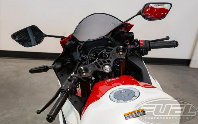 2026 Yamaha YZF R3 70Th Anniversary Edition