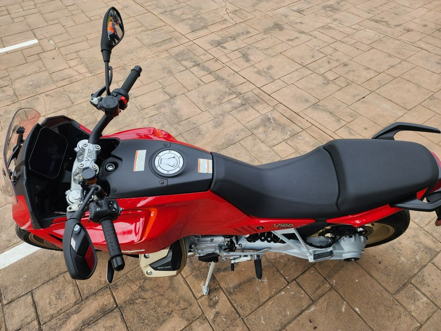 2023 Moto Guzzi V100 Mandello