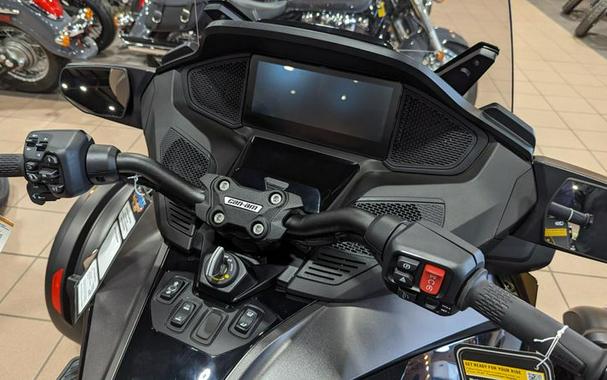 New 2024 CAN-AM SPYDER RT LIMITED CARBON BLACK