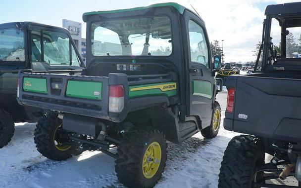 2022 John Deere 3-Passenger Full-Size Crossover Gator™ XUV835R With Deluxe Cab