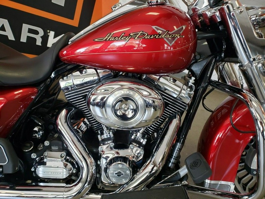 2013 Harley-Davidson® FLHRC - Road King® Classic