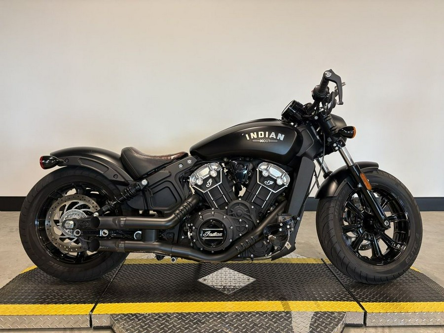 2018 Indian Motorcycle® SCOUT BOBBER ABS, THUNDER BLK SMOKE, 49ST Bobber