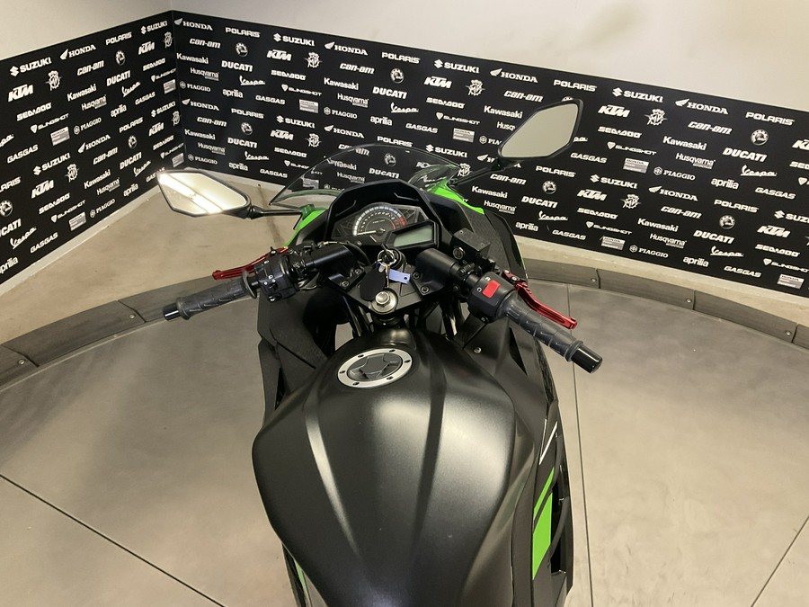 2016 Kawasaki NINJA 300 - 15915U
