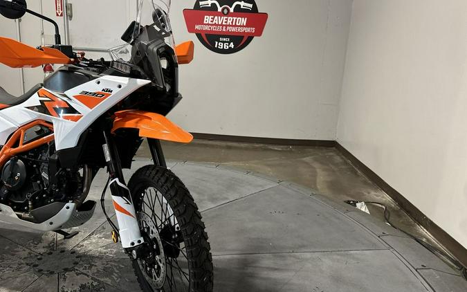 2026 KTM Adventure 390 R