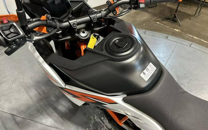 2026 KTM Adventure 390 R