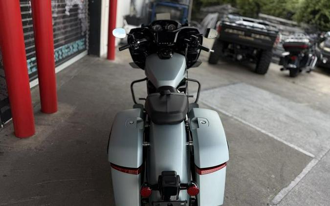 2025 Indian Motorcycle® Challenger® Dark Horse® 112 Frost Silver Smoke