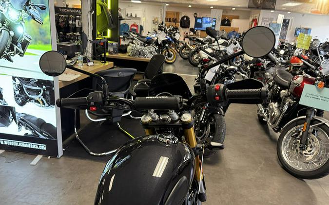 2026 Triumph Scrambler 400 XC Storm Grey