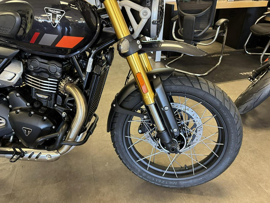 2026 Triumph Scrambler 400 XC Storm Grey